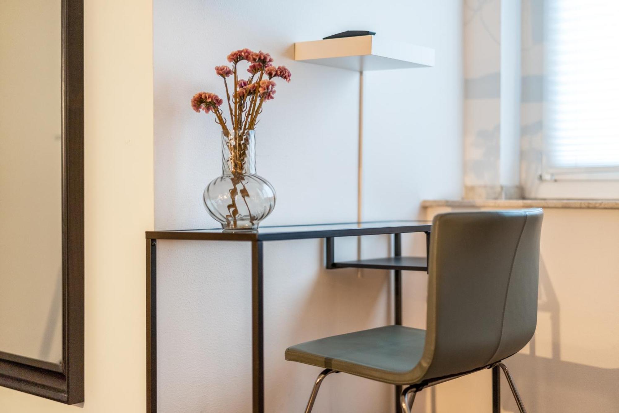 Urban Retreat - Whirpool - Lage Apartament *