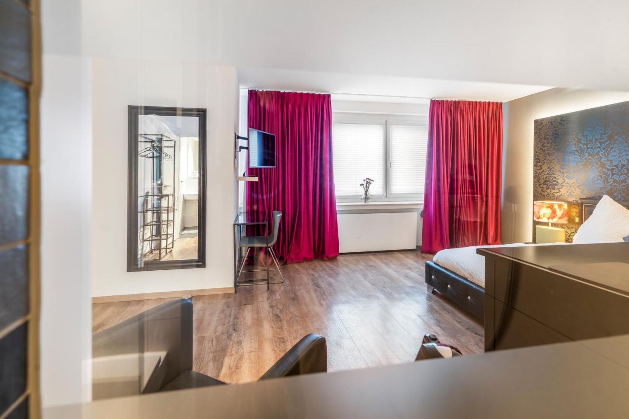 Urban Retreat - Whirpool - Lage Kolonia