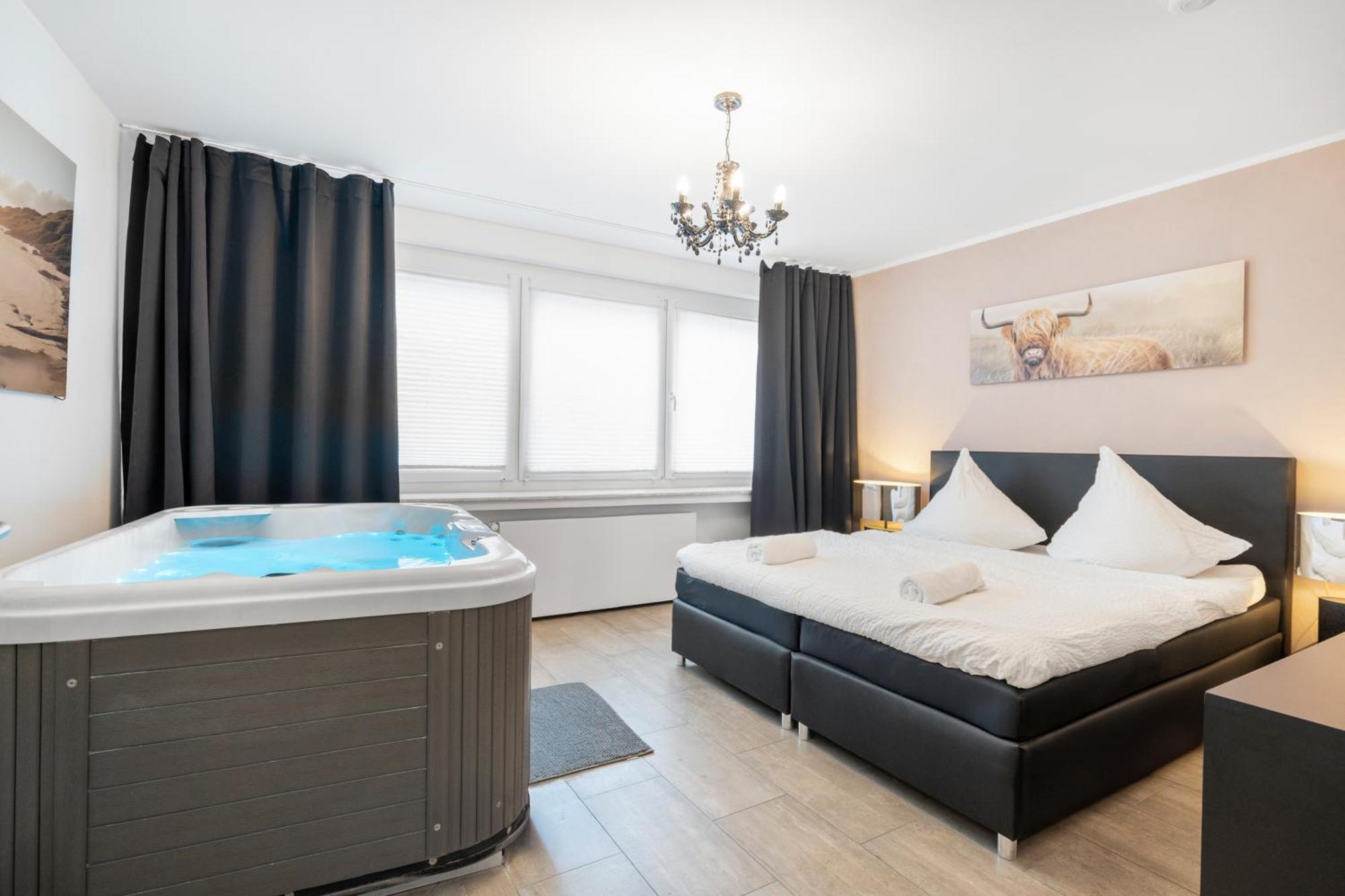 Urban Retreat - Whirpool - Lage Kolonia
